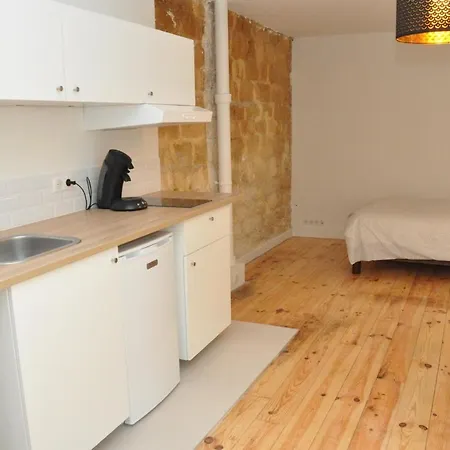 Montmartre Apartamento *