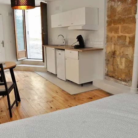Montmartre Apartamento *